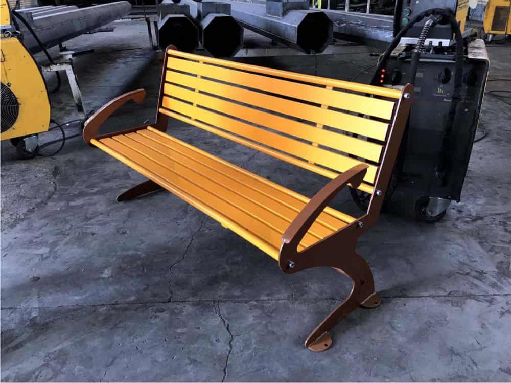 نیمکت پارکی  یا صندلی پارکی
